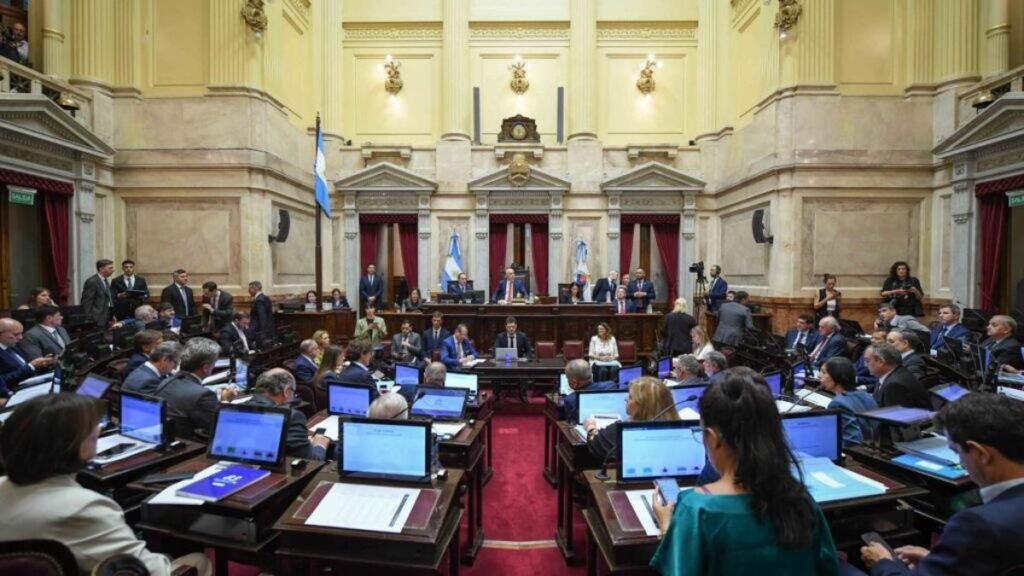 El Gobierno celebró la votación en el Senado y justificó la represión policial 2 El Gobierno celebró la votación en el Senado y justificó la represión policial