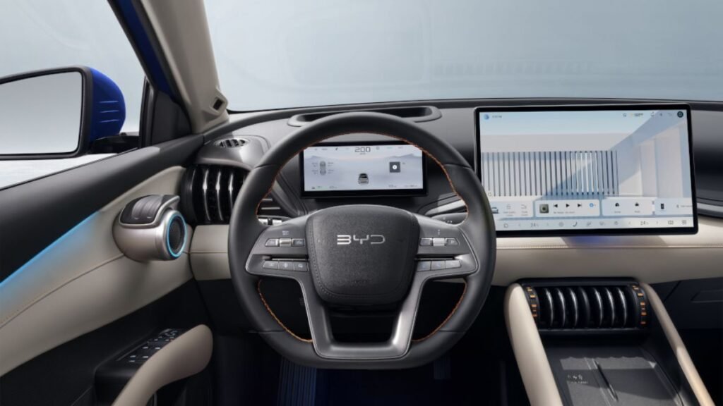 Nuova Atto 3 Evo: sportività e tecnologia di ricarica avanzata